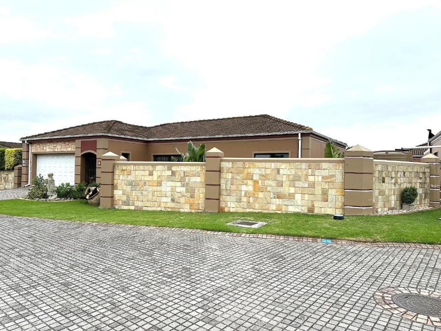 3 Bedroom Property for Sale in Morningside Eastern Cape